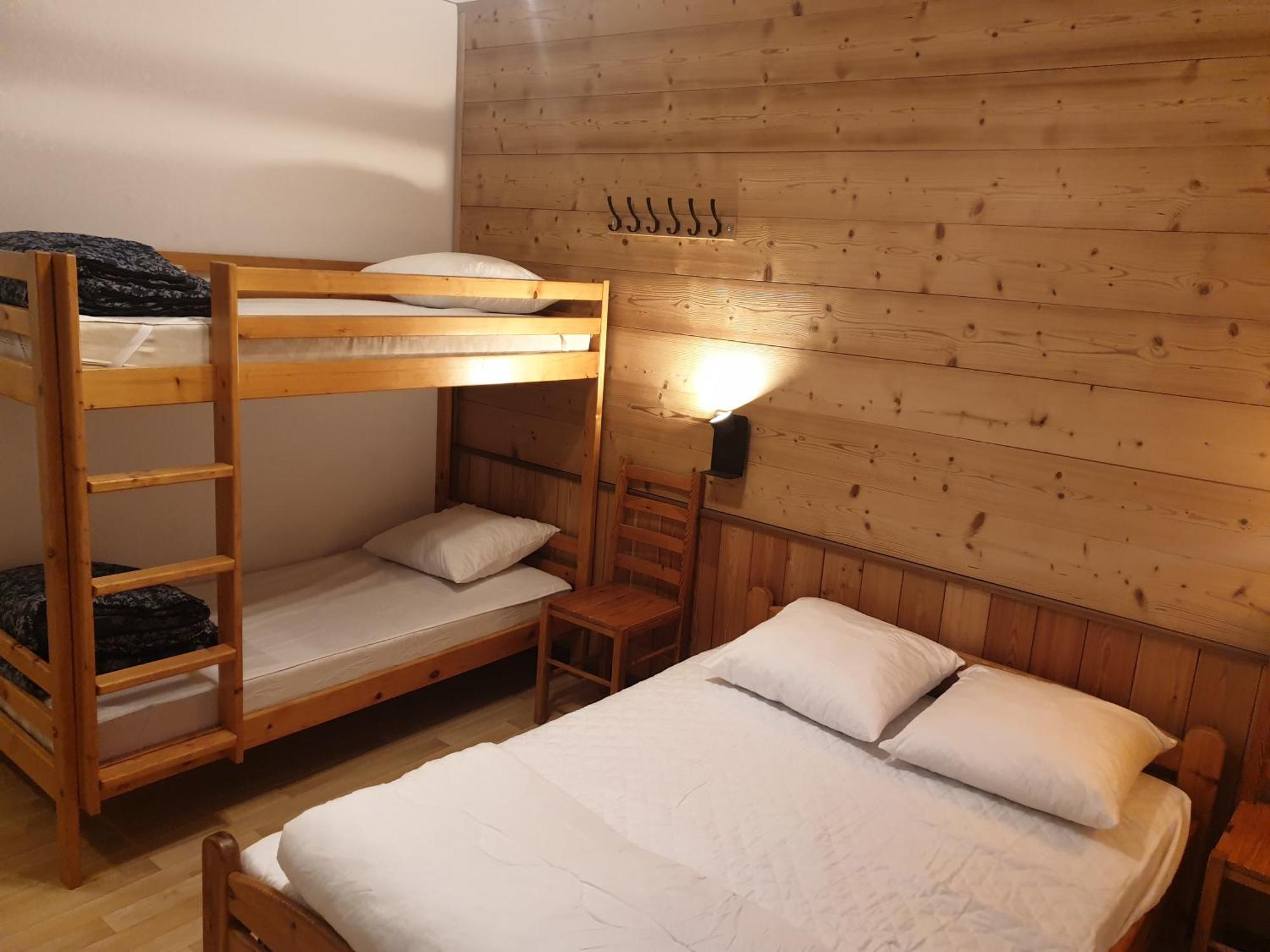 Appartements Le Clos Des Gentianes Allevard Exterior photo